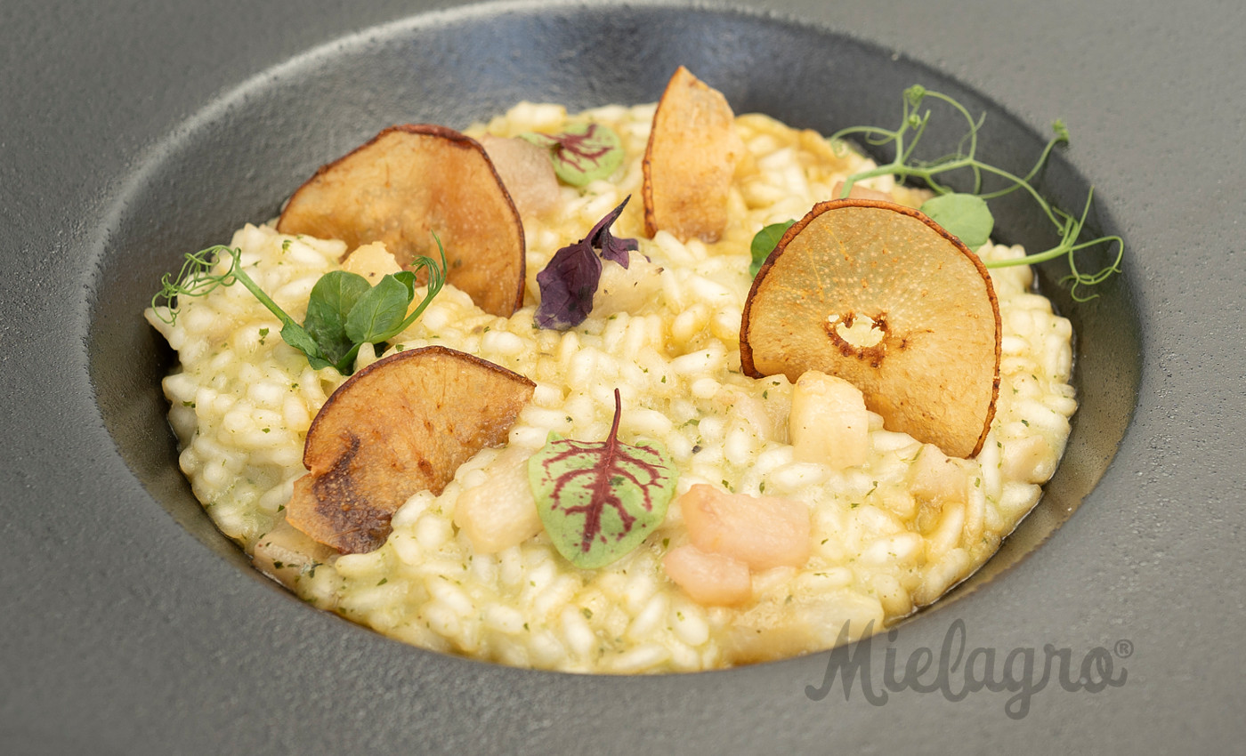 Ricetta: Risotto Formaggio e Pere e Mielagro - Chef Lorenzo De Vivo Martini - Ristorante Principino Viareggio | Mielagro&reg;